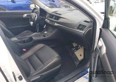 2011 Lexus Ct 200H Premium from USA, damaged, VIN JTHKD5BH2B2041037